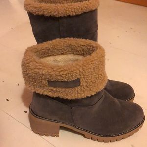 Furry boots